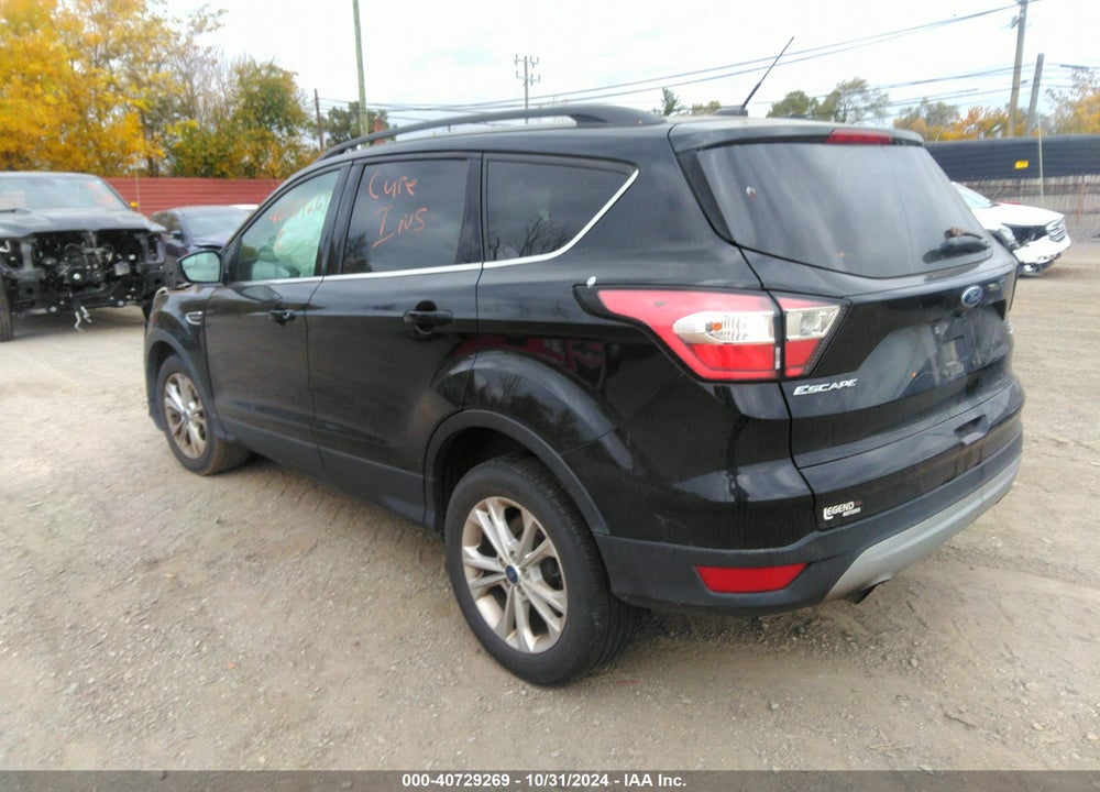 2018 FORD ESCAPE VIN: 1FMCU0GD2JUC32499