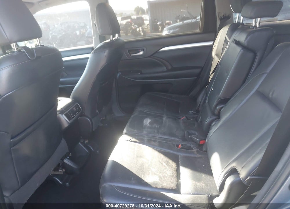 2016 TOYOTA HIGHLANDER XLE V6 VIN: 5TDJKRFH9GS255365