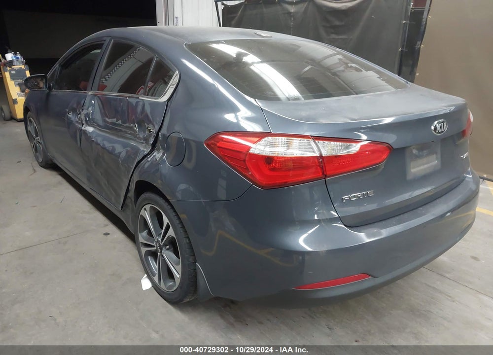 2015 KIA FORTE EX VIN: KNAFX4A89F5319939
