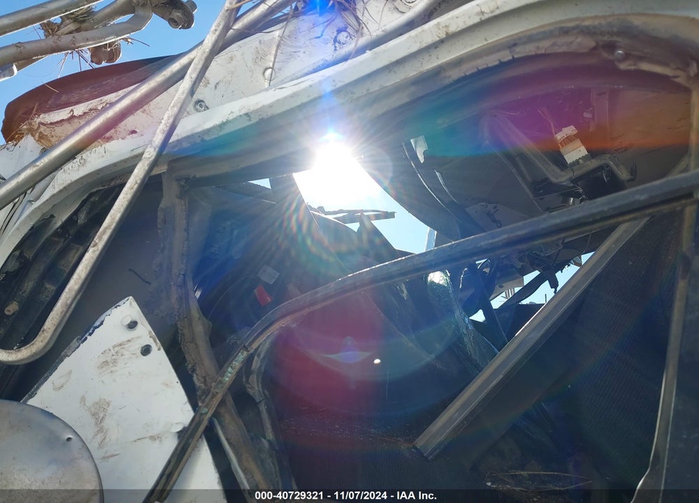 2003 KENWORTH CONSTRUCTION T800 VIN: 1XKDDU9X83J394153