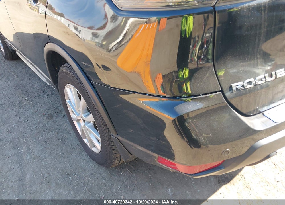 2019 NISSAN ROGUE SV VIN: KNMAT2MV1KP550735