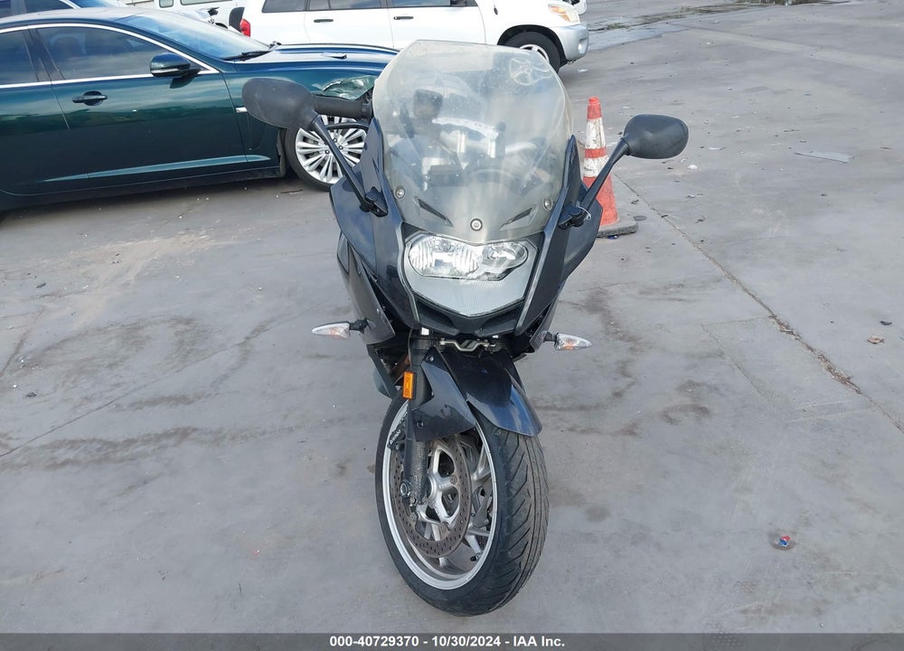 2013 BMW F800 GT VIN: WB10B1302DZF87198