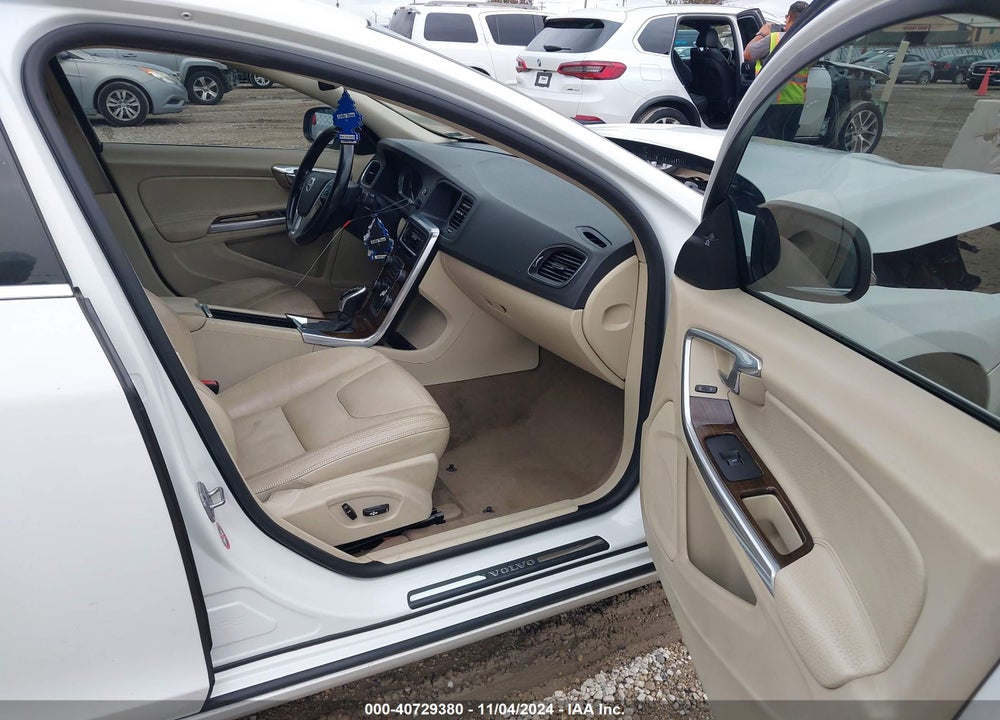 2014 VOLVO S60 T5 VIN: YV1612FS4E2293760