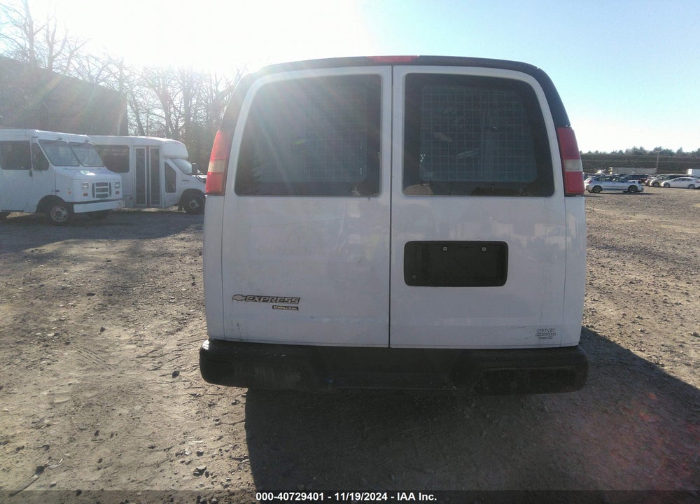 2015 CHEVROLET EXPRESS 2500 WORK VAN VIN: 1GCWGFCF4F1184709