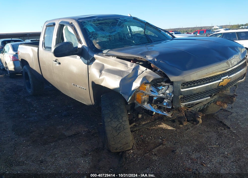 2013 CHEVROLET SILVERADO 1500 LT VIN: 1GCRKSE74DZ251897
