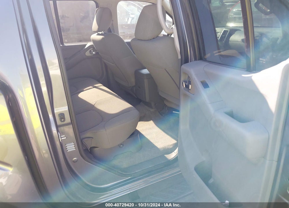 2018 NISSAN FRONTIER VIN: 1N6AD0ER1JN762612