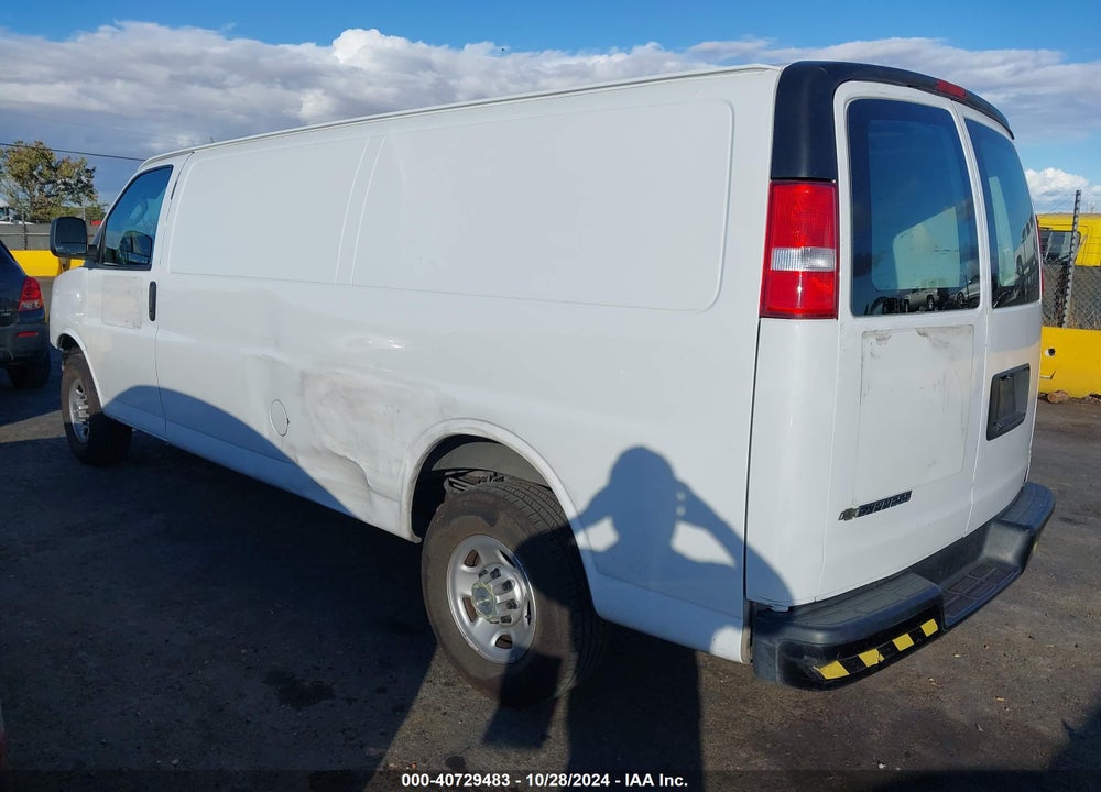 2021 CHEVROLET EXPRESS CARGO RWD 2500 EXTENDED WHEELBASE WT VIN: 1GCWGBFP3M1155762