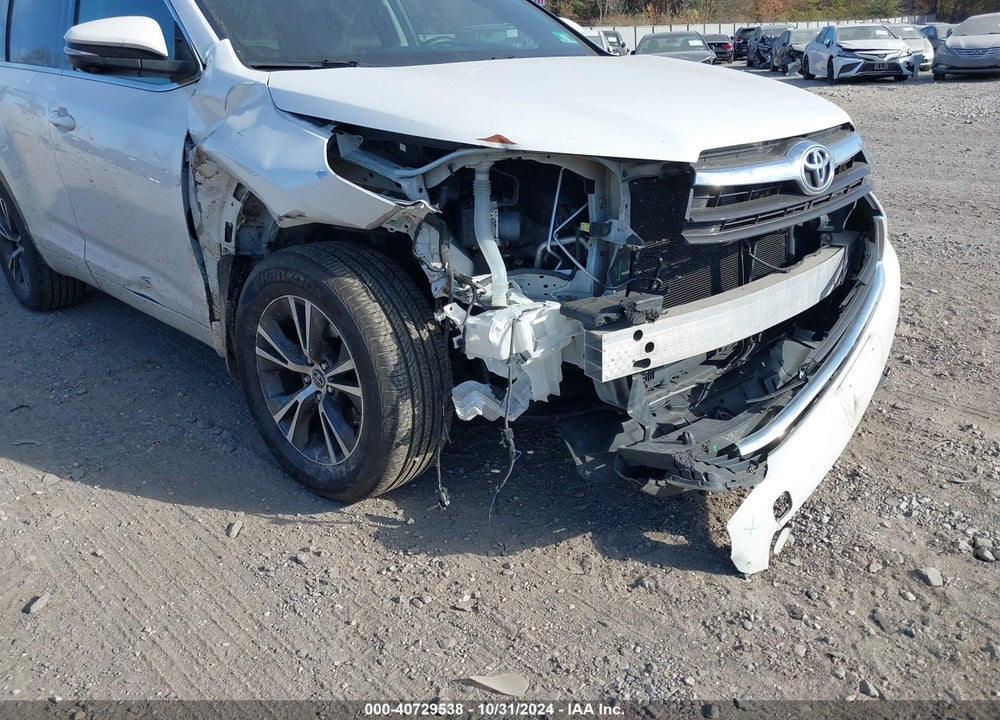 2016 TOYOTA HIGHLANDER XLE V6 VIN: 5TDJKRFH4GS249280