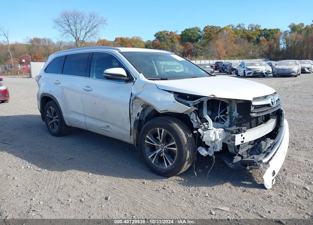 2016 TOYOTA HIGHLANDER XLE V6 VIN: 5TDJKRFH4GS249280
