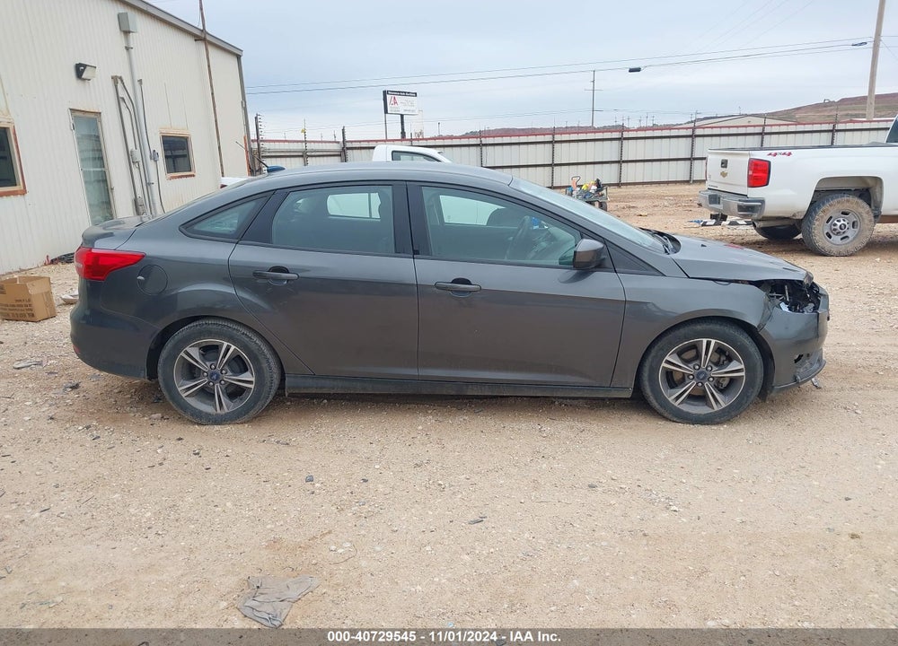 2018 FORD FOCUS VIN: 1FADP3F27JL229580