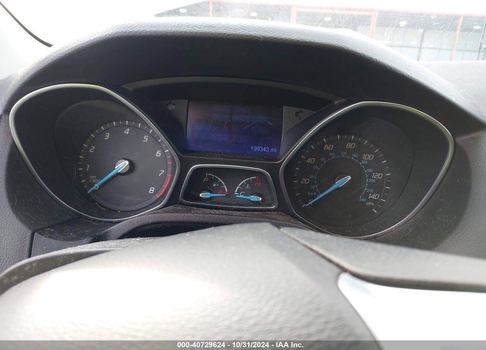 2013 FORD FOCUS VIN: 1FADP3F25DL137646