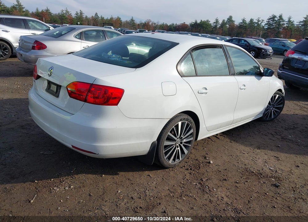 2014 VOLKSWAGEN JETTA 2.0L S VIN: 3VW1K7AJ9EM433834