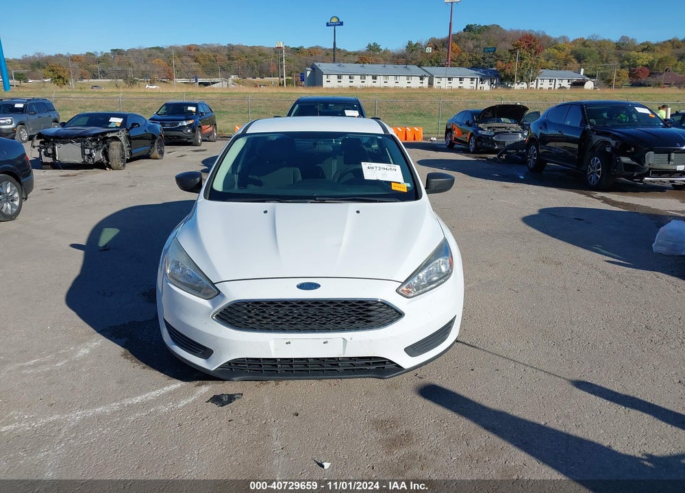 2017 FORD FOCUS S VIN: 1FADP3E20HL328804