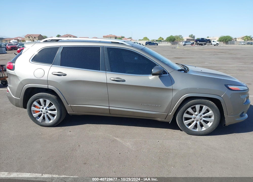 2017 JEEP CHEROKEE OVERLAND FWD VIN: 1C4PJLJS9HW663573
