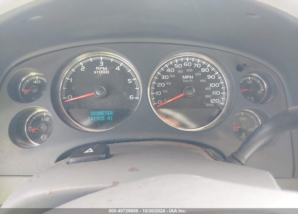 2008 CHEVROLET TAHOE VIN: 1GNFC13048R159072