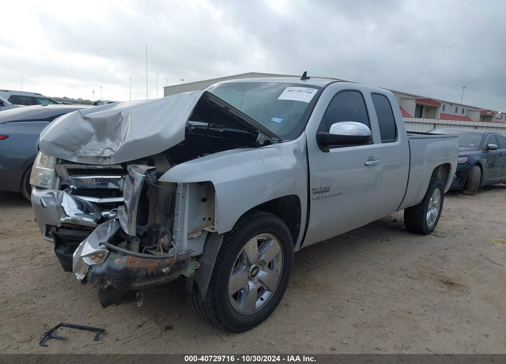 2011 CHEVROLET SILVERADO 1500 LT VIN: 1GCRCSE05BZ185678