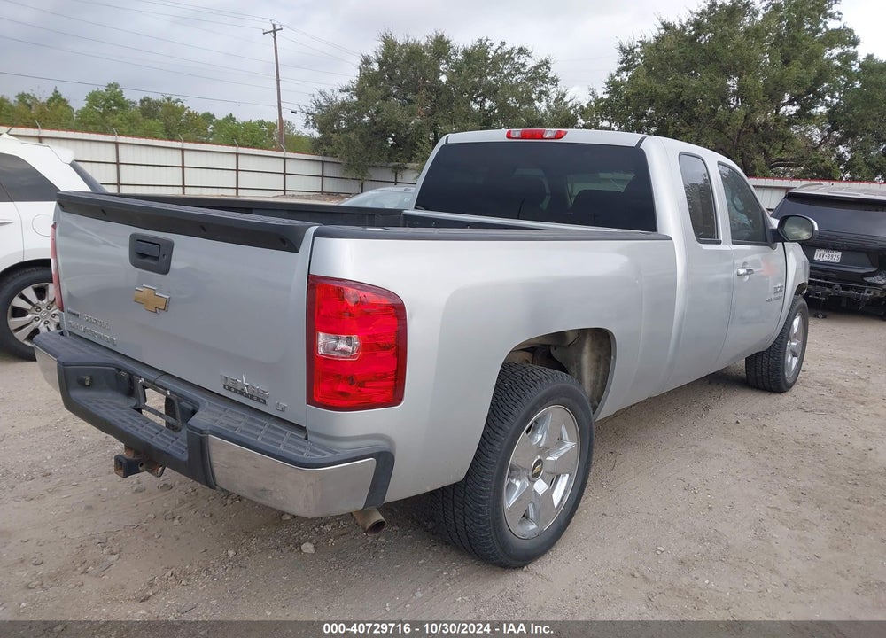 2011 CHEVROLET SILVERADO 1500 LT VIN: 1GCRCSE05BZ185678