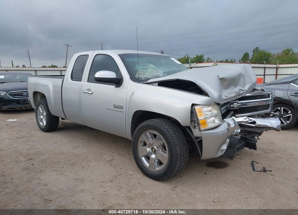 2011 CHEVROLET SILVERADO 1500 LT VIN: 1GCRCSE05BZ185678