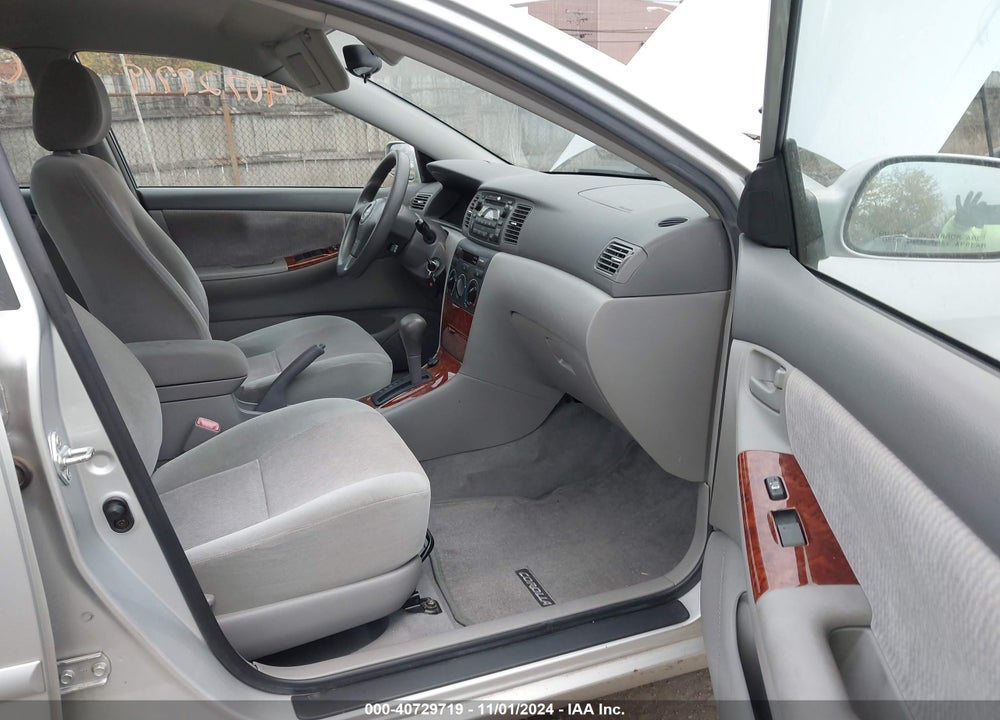 2006 TOYOTA COROLLA LE VIN: JTDBR32E560084771