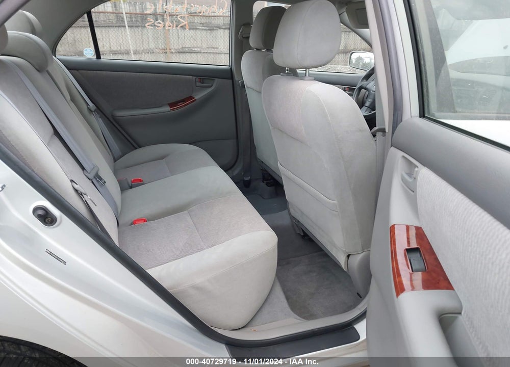 2006 TOYOTA COROLLA LE VIN: JTDBR32E560084771