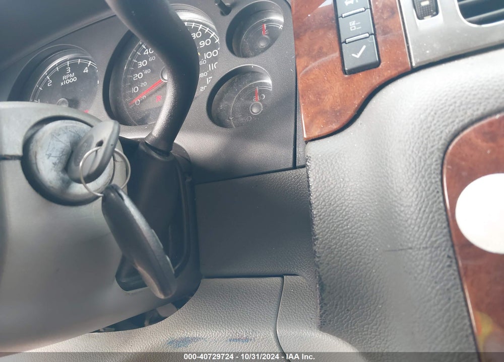 2007 CHEVROLET SUBURBAN C1500 VIN: 3GNFC16067G271642