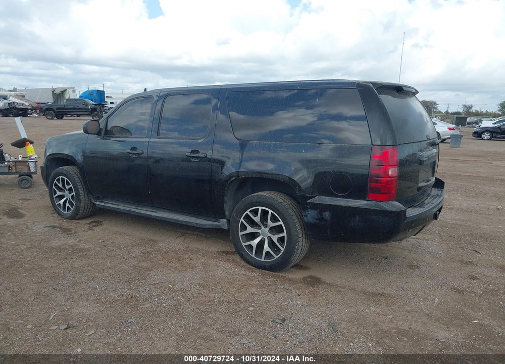 2007 CHEVROLET SUBURBAN C1500 VIN: 3GNFC16067G271642