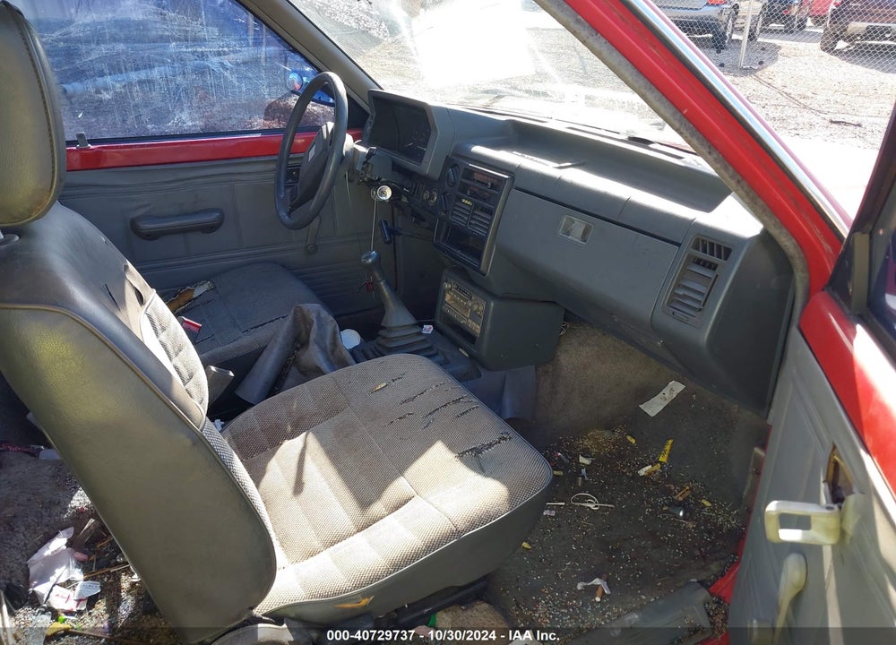 1987 MAZDA B2000 CAB PLUS VIN: JM2UF3118H0520205
