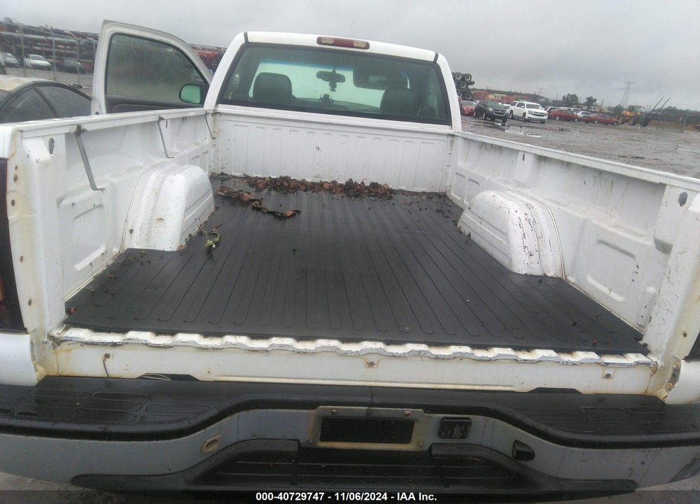 2005 CHEVROLET SILVERADO 1500 WORK TRUCK VIN: 1GCEC14V15Z150422