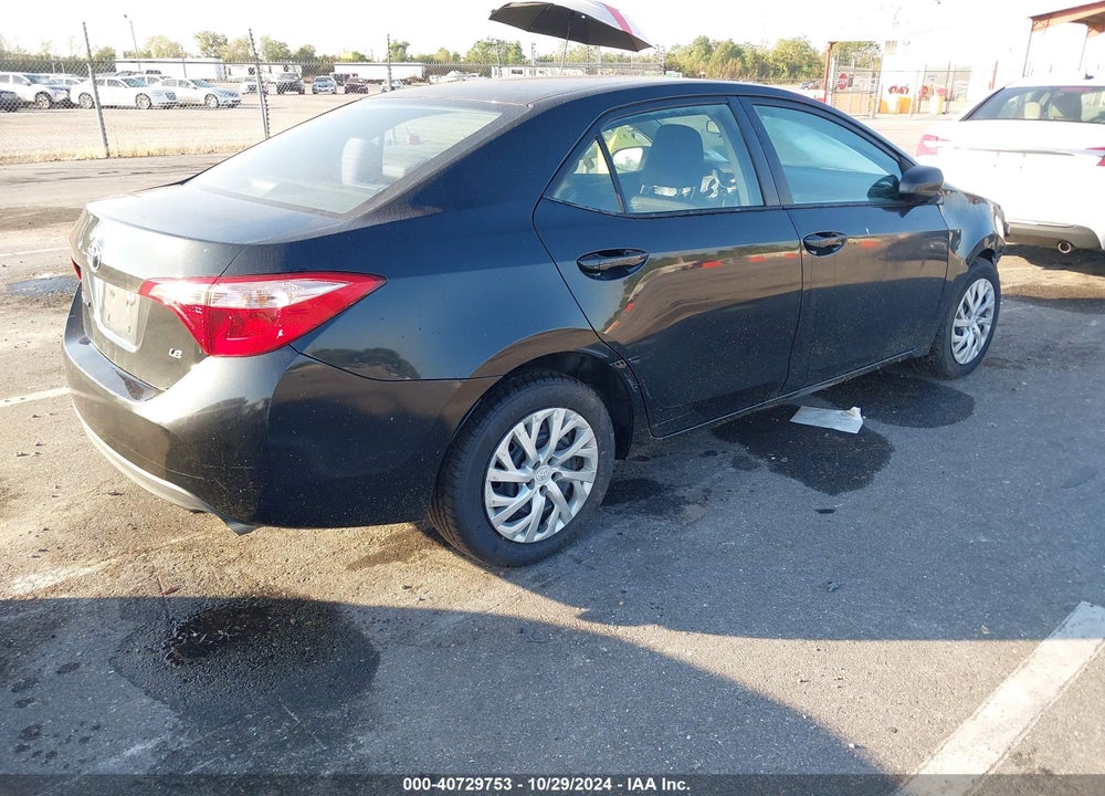 2017 TOYOTA COROLLA LE VIN: 5YFBURHE0HP696555