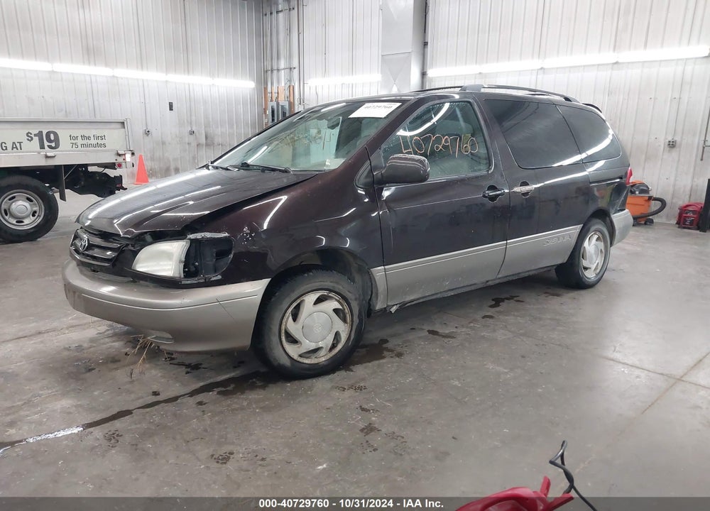 2001 TOYOTA SIENNA XLE VIN: 4T3ZF13C31U384368