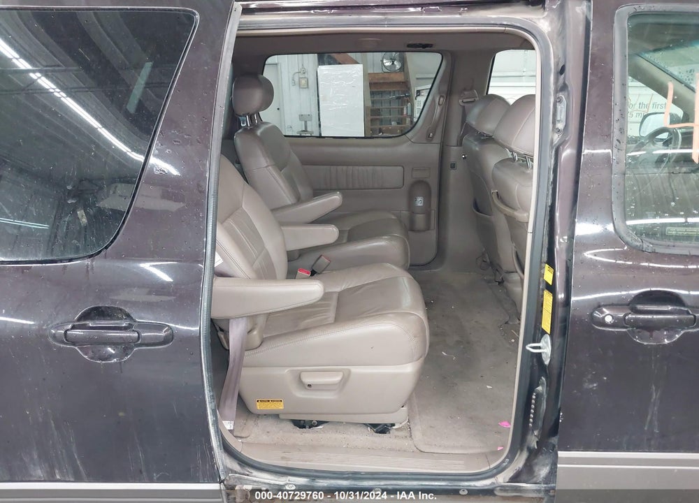 2001 TOYOTA SIENNA XLE VIN: 4T3ZF13C31U384368