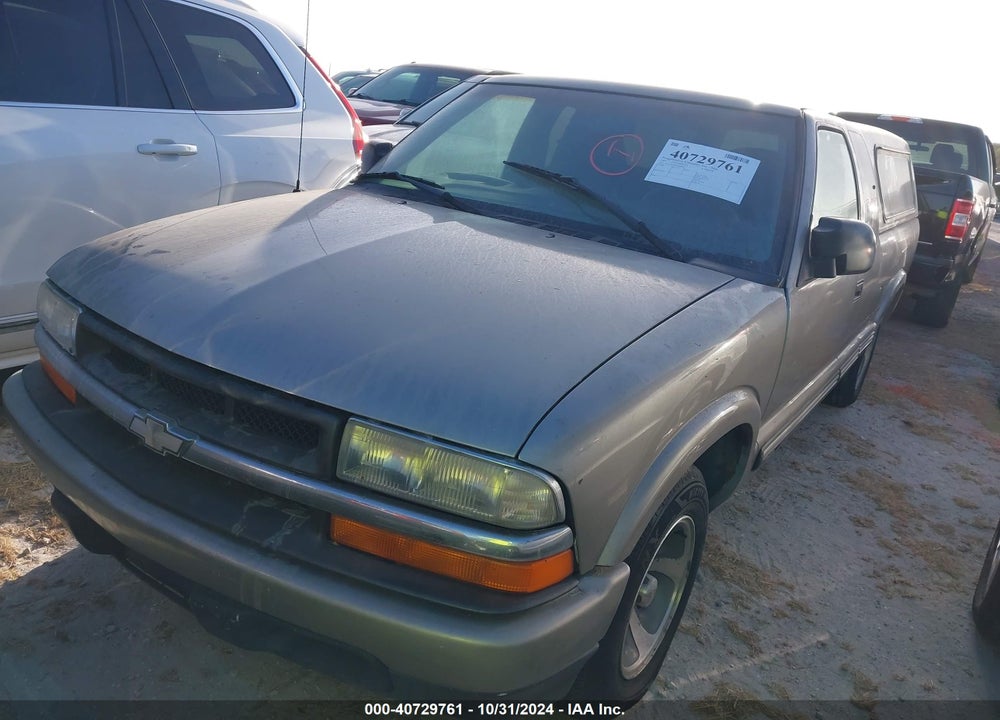 2001 CHEVROLET S-10 LS VIN: 1GCCS19W218168861