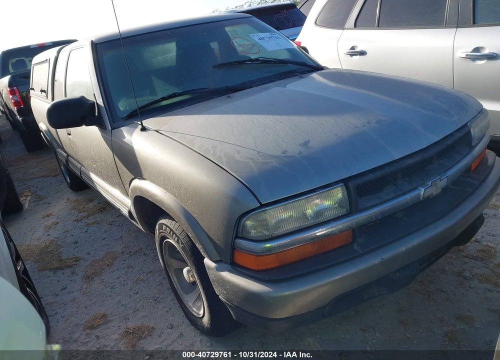2001 CHEVROLET S-10 LS VIN: 1GCCS19W218168861