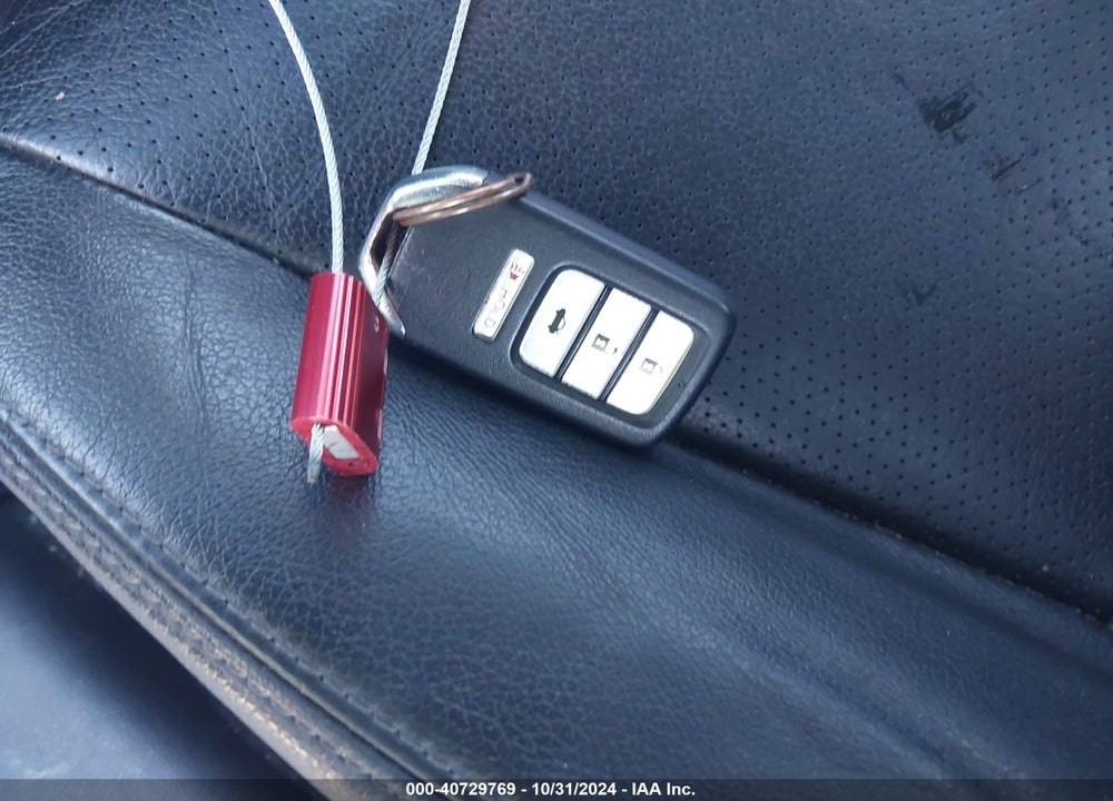 2013 HONDA ACCORD EX-L VIN: 1HGCR2F80DA044058