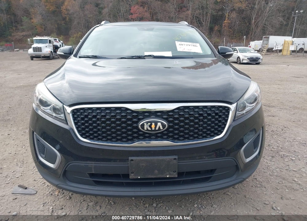 2016 KIA SORENTO 2.4L LX VIN: 5XYPG4A31GG048203