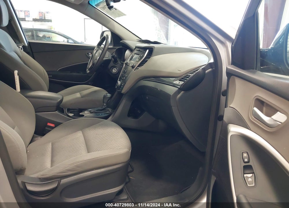2016 HYUNDAI SANTA FE SE VIN: KM8SMDHF7GU151378