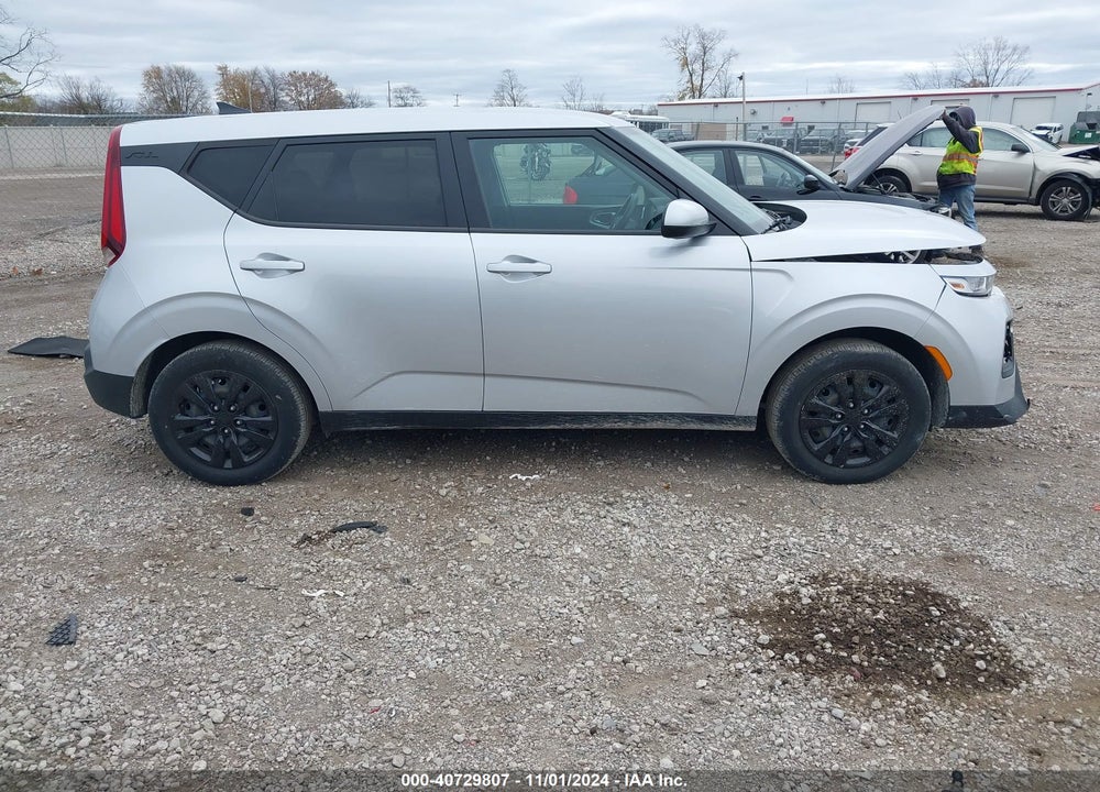 2020 KIA SOUL LX VIN: KNDJ23AU2L7089678