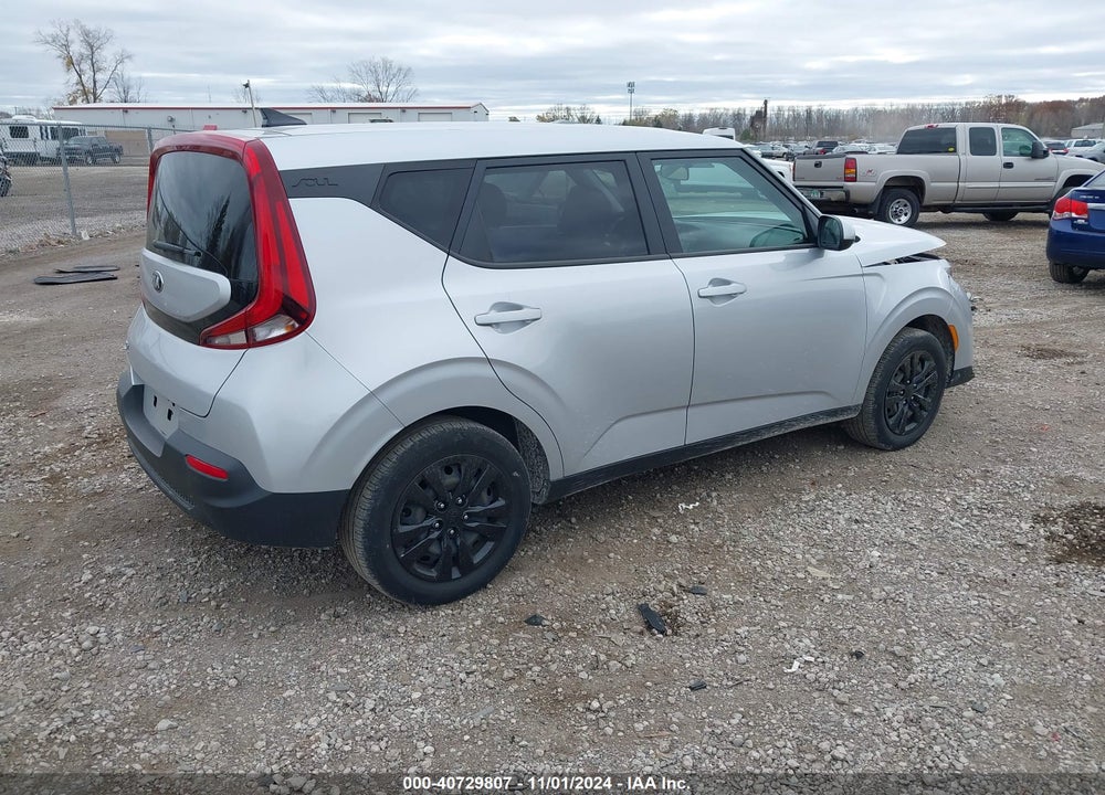 2020 KIA SOUL LX VIN: KNDJ23AU2L7089678