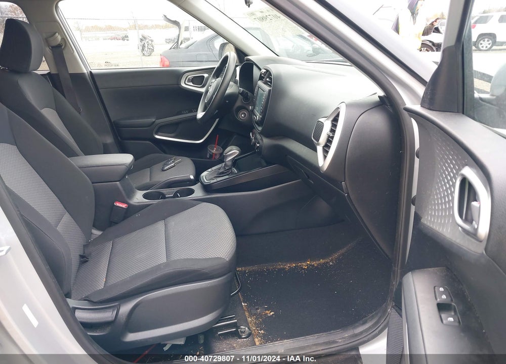 2020 KIA SOUL LX VIN: KNDJ23AU2L7089678