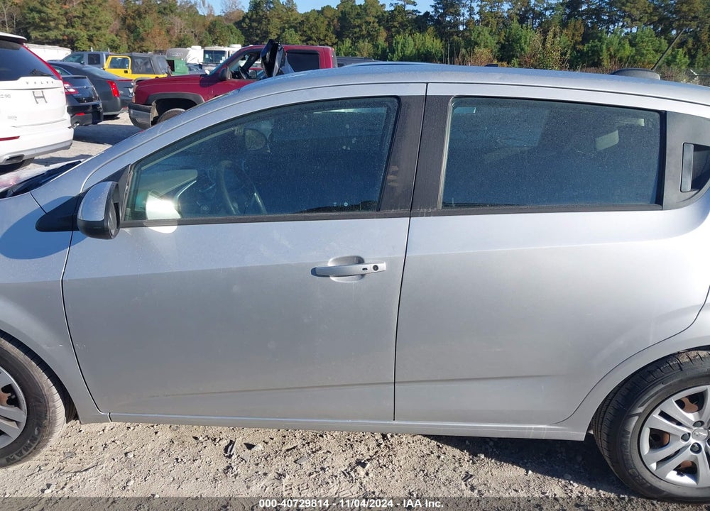 2020 CHEVROLET SONIC FWD  1FL 5-DOOR VIN: 1G1JG6SB8L4119292