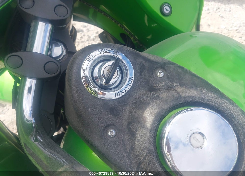 2012 KAWASAKI VN1700 J VIN: JKBVNRJ1XCA006010
