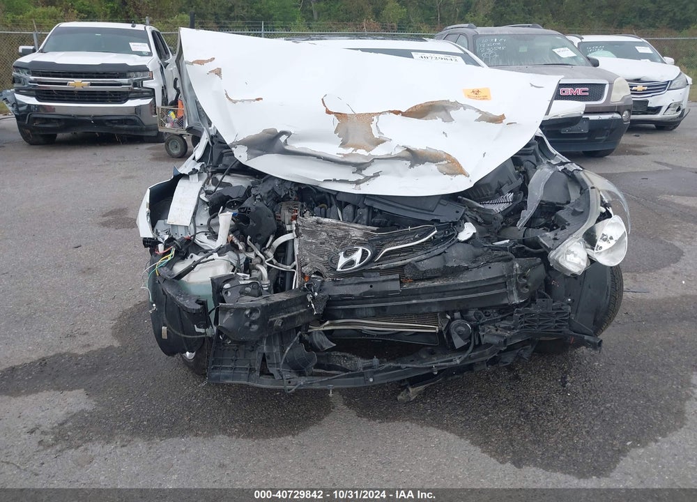 2013 HYUNDAI ELANTRA LIMITED VIN: 5NPDH4AE5DH247468