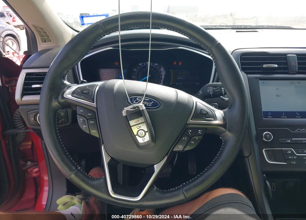 2019 FORD FUSION SE VIN: 3FA6P0HD5KR169792