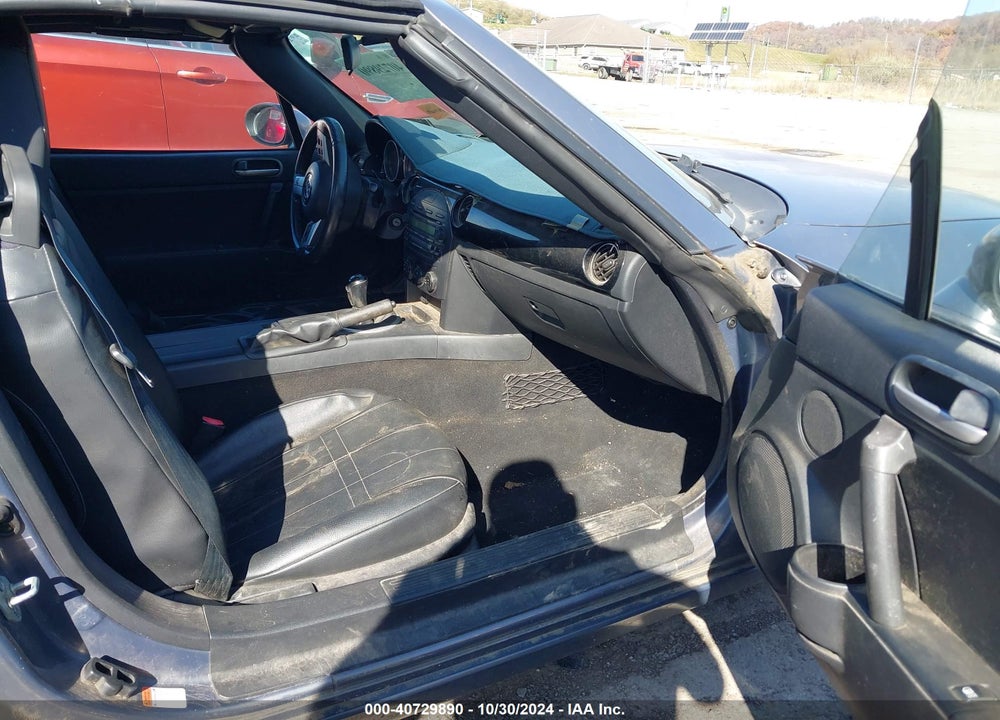 2006 MAZDA MX-5 SPORT VIN: JM1NC25F660118939