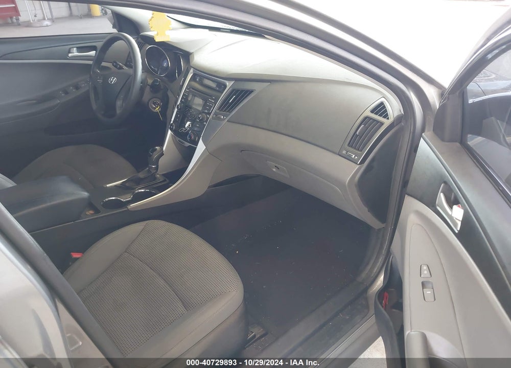 2012 HYUNDAI SONATA GLS VIN: 5NPEB4AC9CH501900