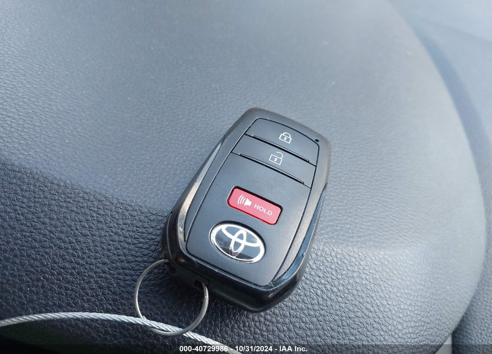 2022 TOYOTA COROLLA CROSS LE VIN: 7MUCAAAG2NV032535
