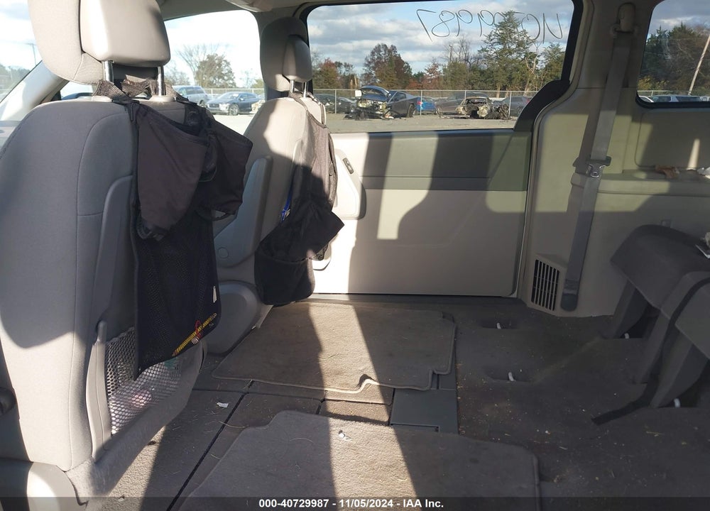 2010 CHRYSLER TOWN & COUNTRY TOURING VIN: 2A4RR5D16AR347301