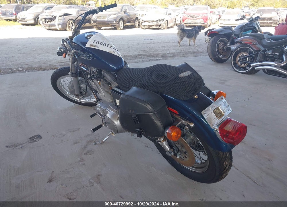 1998 HARLEY-DAVIDSON XL883 HUGGER VIN: 1HD4CEM12WK118099