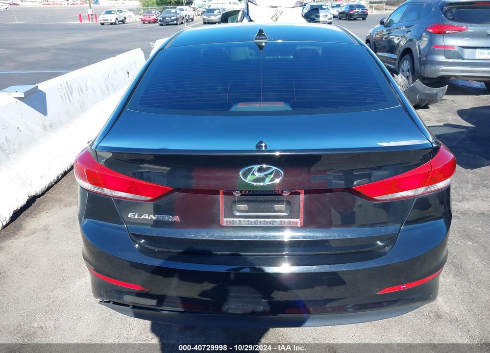 2017 HYUNDAI ELANTRA SE VIN: KMHD84LF5HU429569
