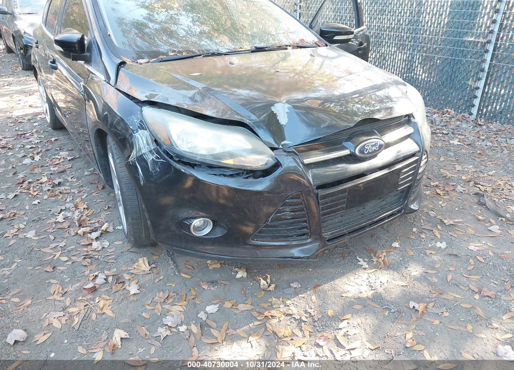 2014 FORD FOCUS TITANIUM VIN: 1FADP3N26EL191072